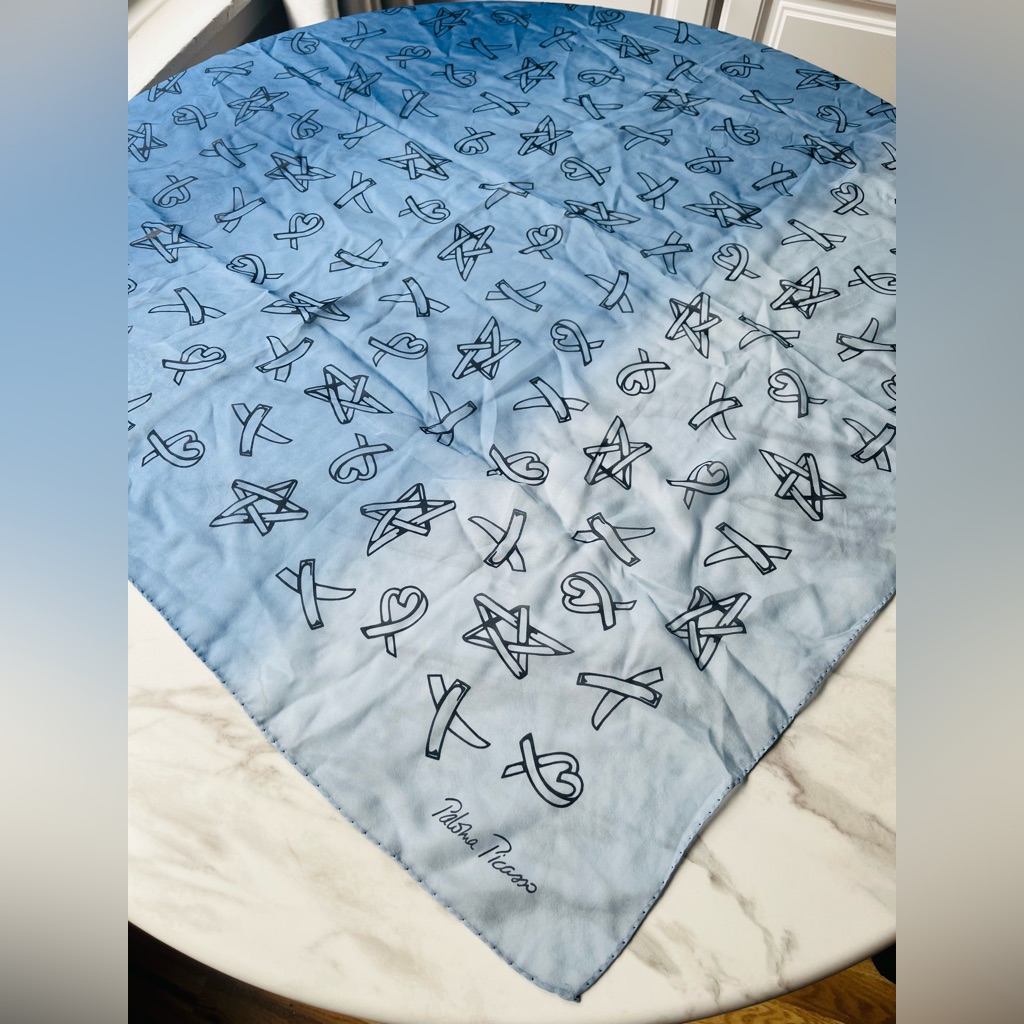 Paloma Picasso Made In Italy 100 Silk Scarf Hugging Hearts  Kisses Super Rare